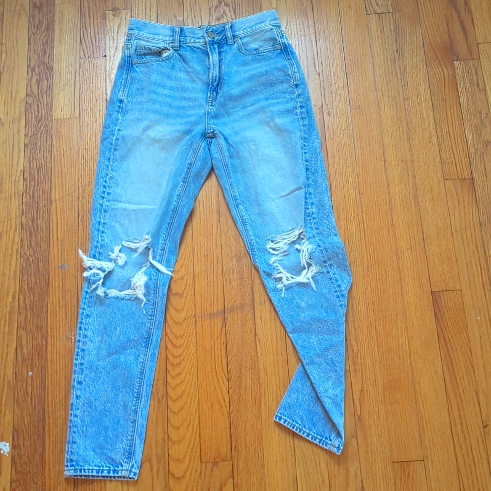 Ae Distressed Jeans Size 00